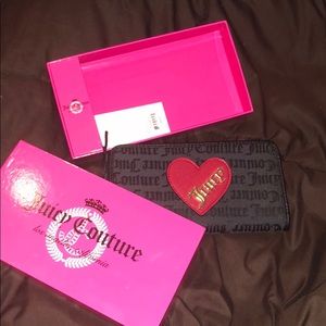 Juicy couture wallet
